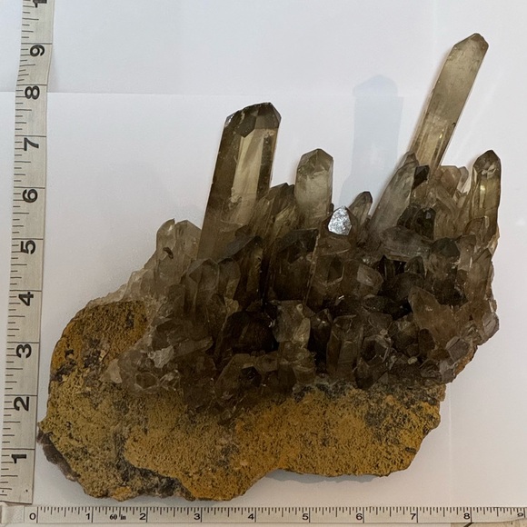 Last Chance! CLOSET CLOSING SALE! Smokey Quartz cluster - Picture 11 of 11